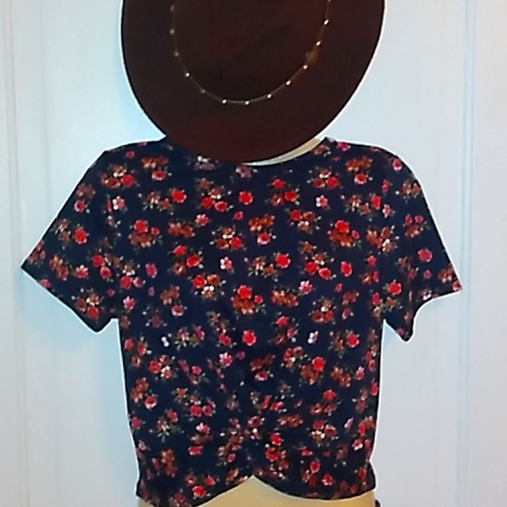 Floral crop top